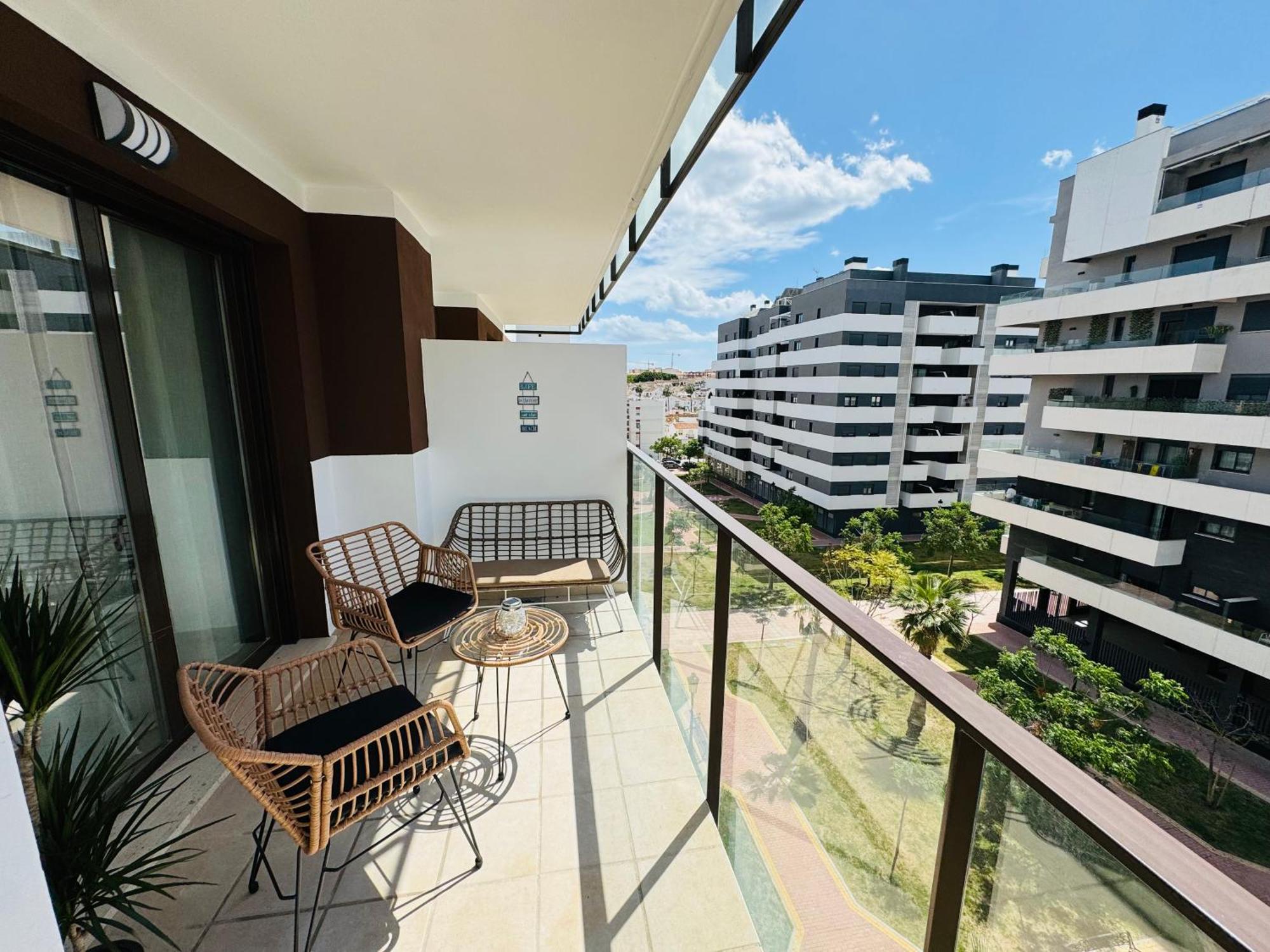 Appartamento Parking Privado! Sol Y Mar Tu Hogar En La Costa Estepona Esterno foto