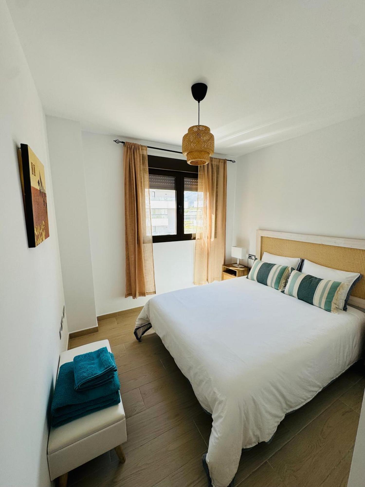 Appartamento Parking Privado! Sol Y Mar Tu Hogar En La Costa Estepona Esterno foto